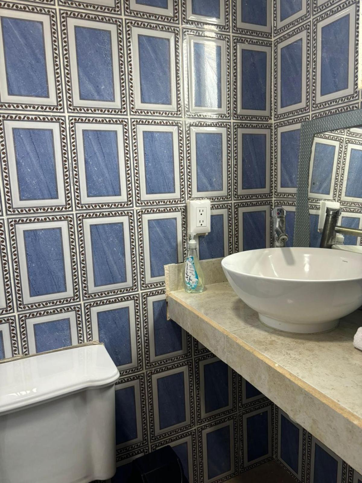 Hotel Miriam Бакалар Екстериор снимка