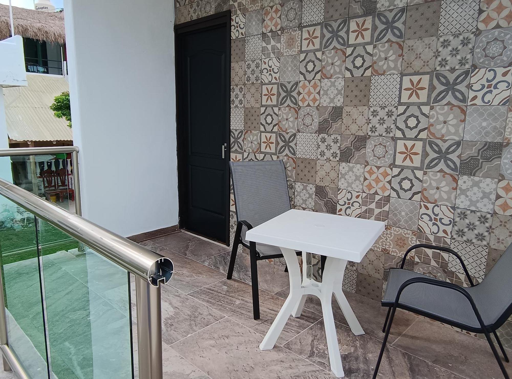 Hotel Miriam Бакалар Екстериор снимка