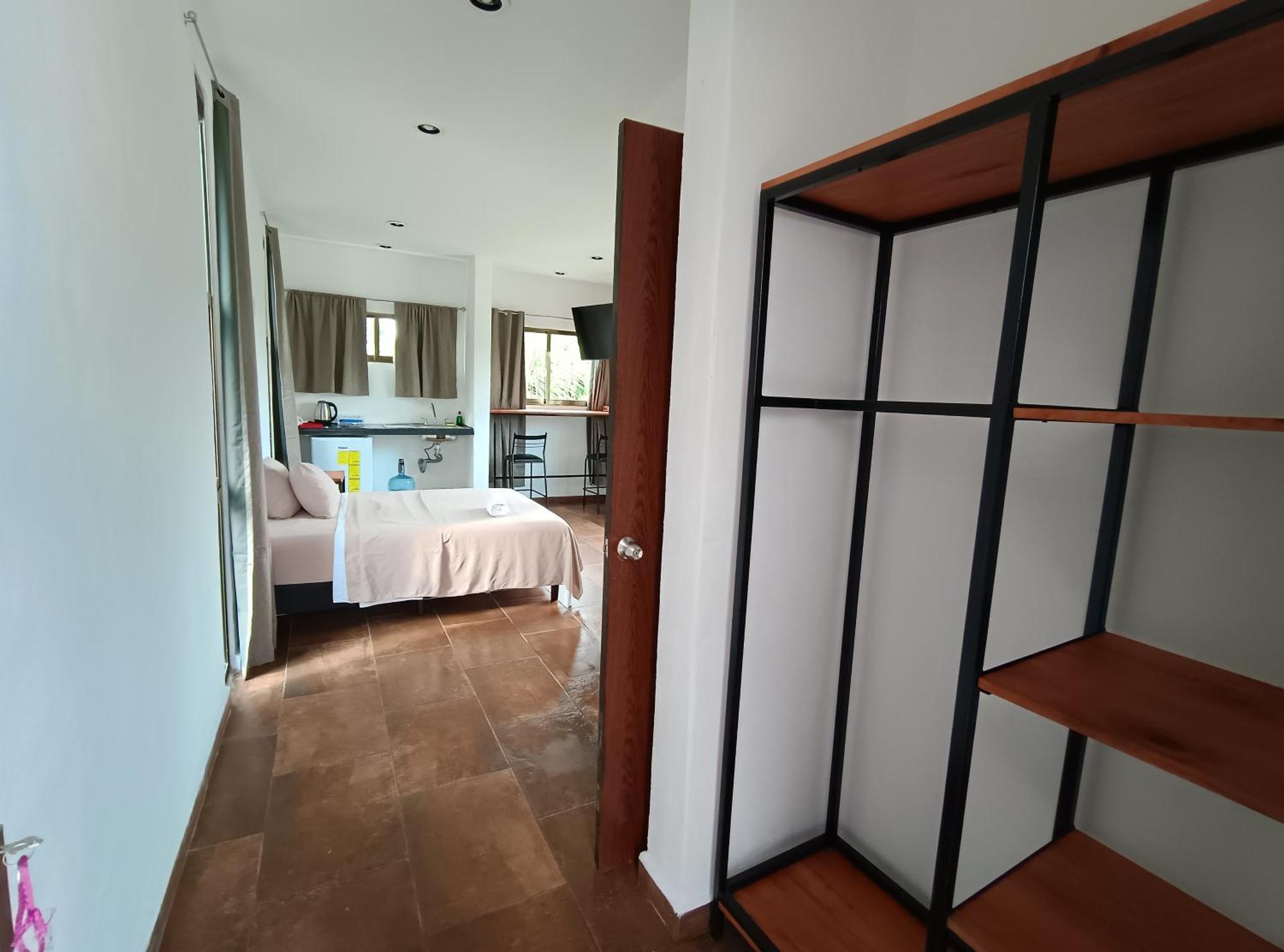 Hotel Miriam Бакалар Екстериор снимка